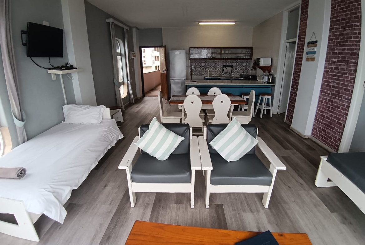 2 Bedroom, 2 Bathroom, open plan, Margate Sea view for Sale