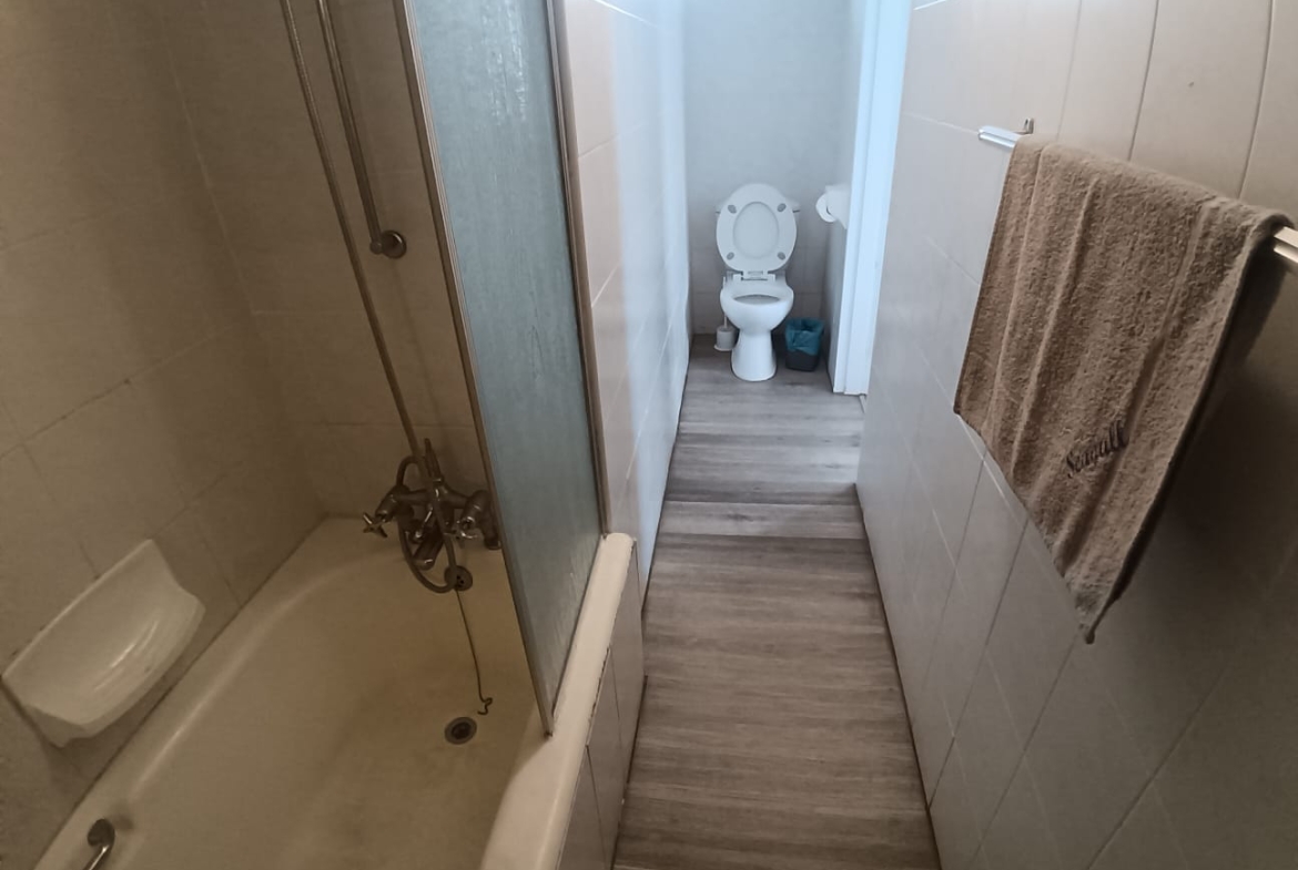 2 Bedroom, 2 Bathroom, open plan, Margate Sea view for Sale