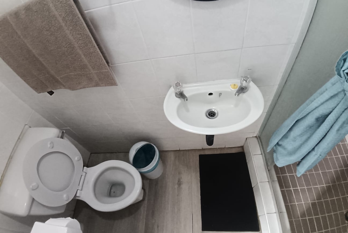2 Bedroom, 2 Bathroom, open plan, Margate Sea view for Sale