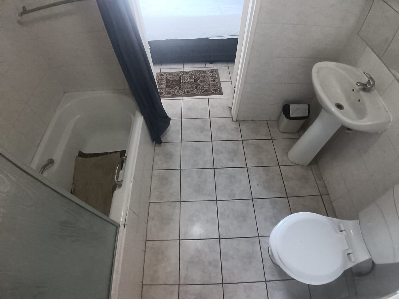 2 Bedroom, 1 Bathroom, Open Plan, Margate Sea View For Sale