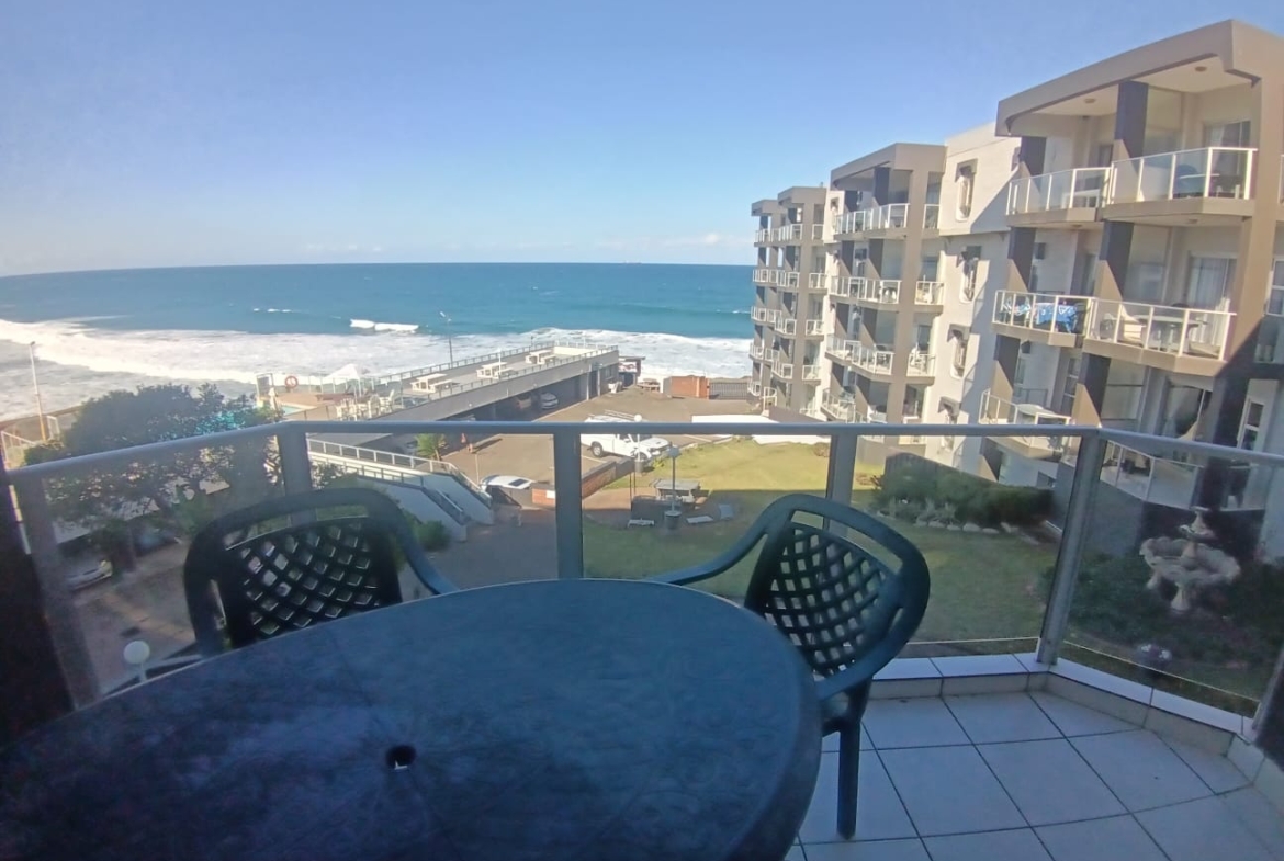 2 Bedroom, 1 Bathroom, Open Plan, Margate Sea View For Sale
