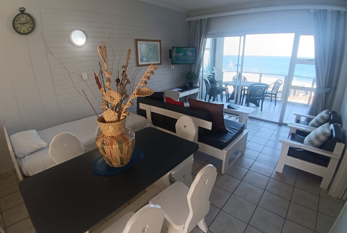 2 Bedroom, 1 Bathroom, Open Plan, Margate Sea View For Sale