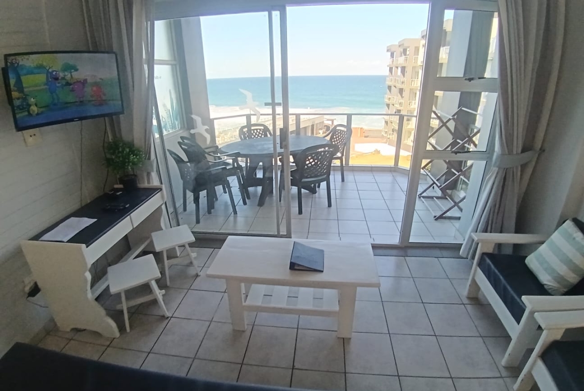 2 Bedroom, 1 Bathroom, Open Plan, Margate Sea View For Sale