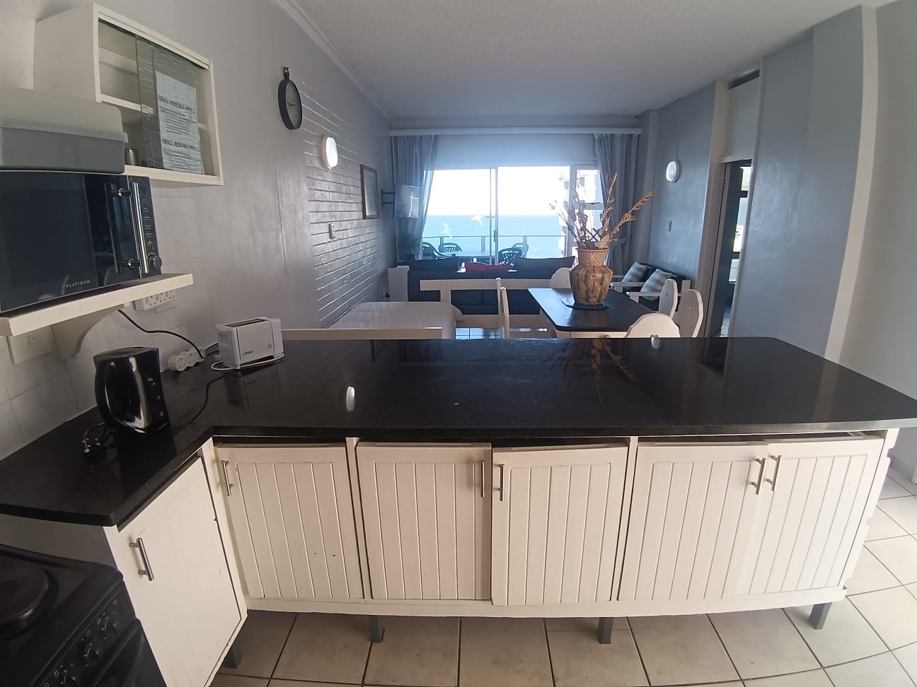 2 Bedroom, 1 Bathroom, Open Plan, Margate Sea View For Sale