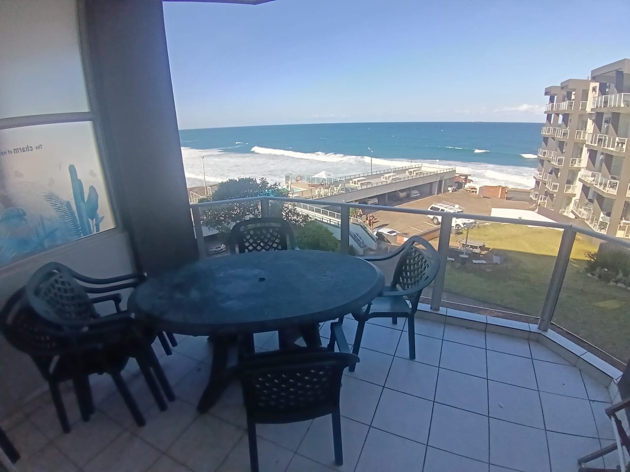 2 Bedroom, 1 Bathroom, Open Plan, Margate Sea View For Sale