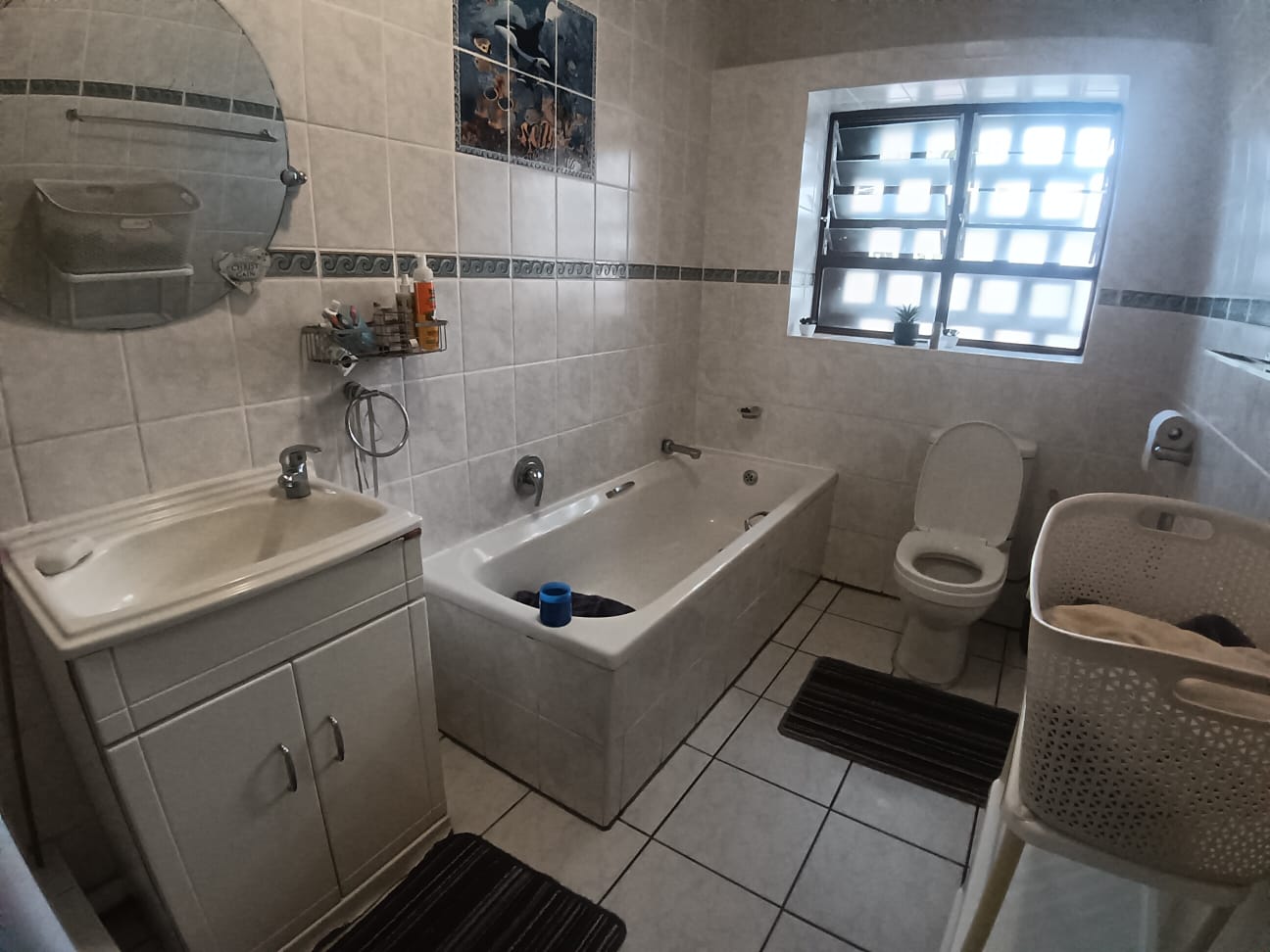 3 Bedroom, 2 Bathroom, Open Plan, Uvongo Sea view for Sale