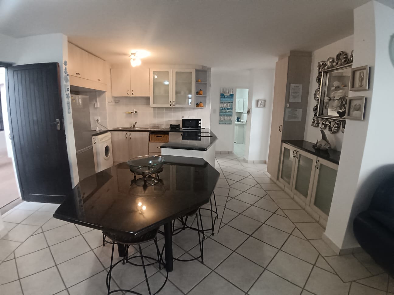 15358497 4 Bedroom, 2 Bathroom, open plan, breath taking Manaba Sea view for Sale