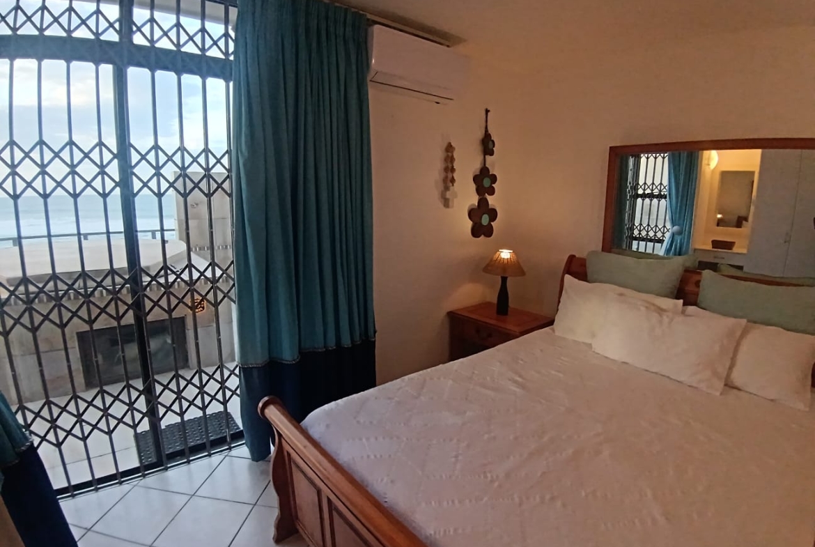 4 Bedroom, 2 Bathroom, open plan, breath taking Manaba Sea view for Sale