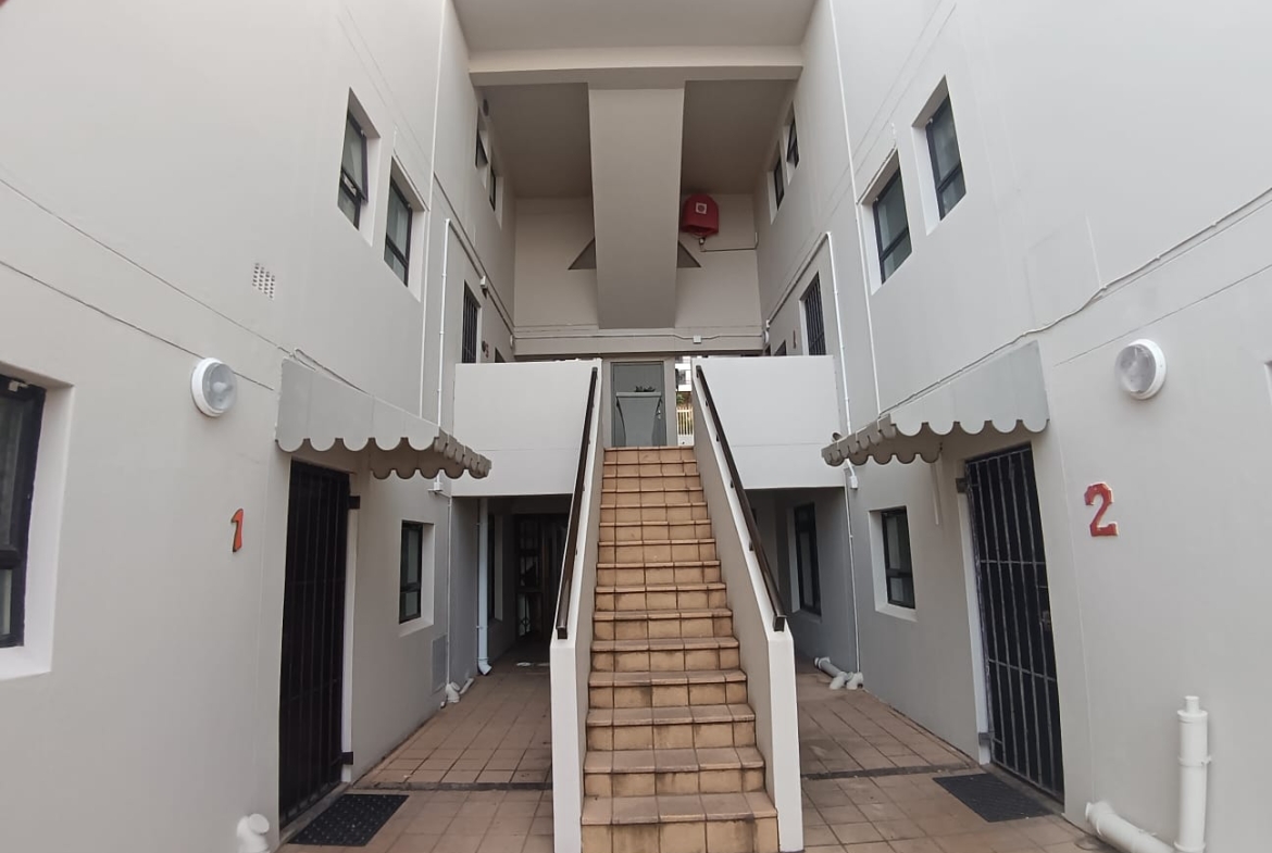 4 Bedroom, 2 Bathroom, open plan, breath taking Manaba Sea view for Sale