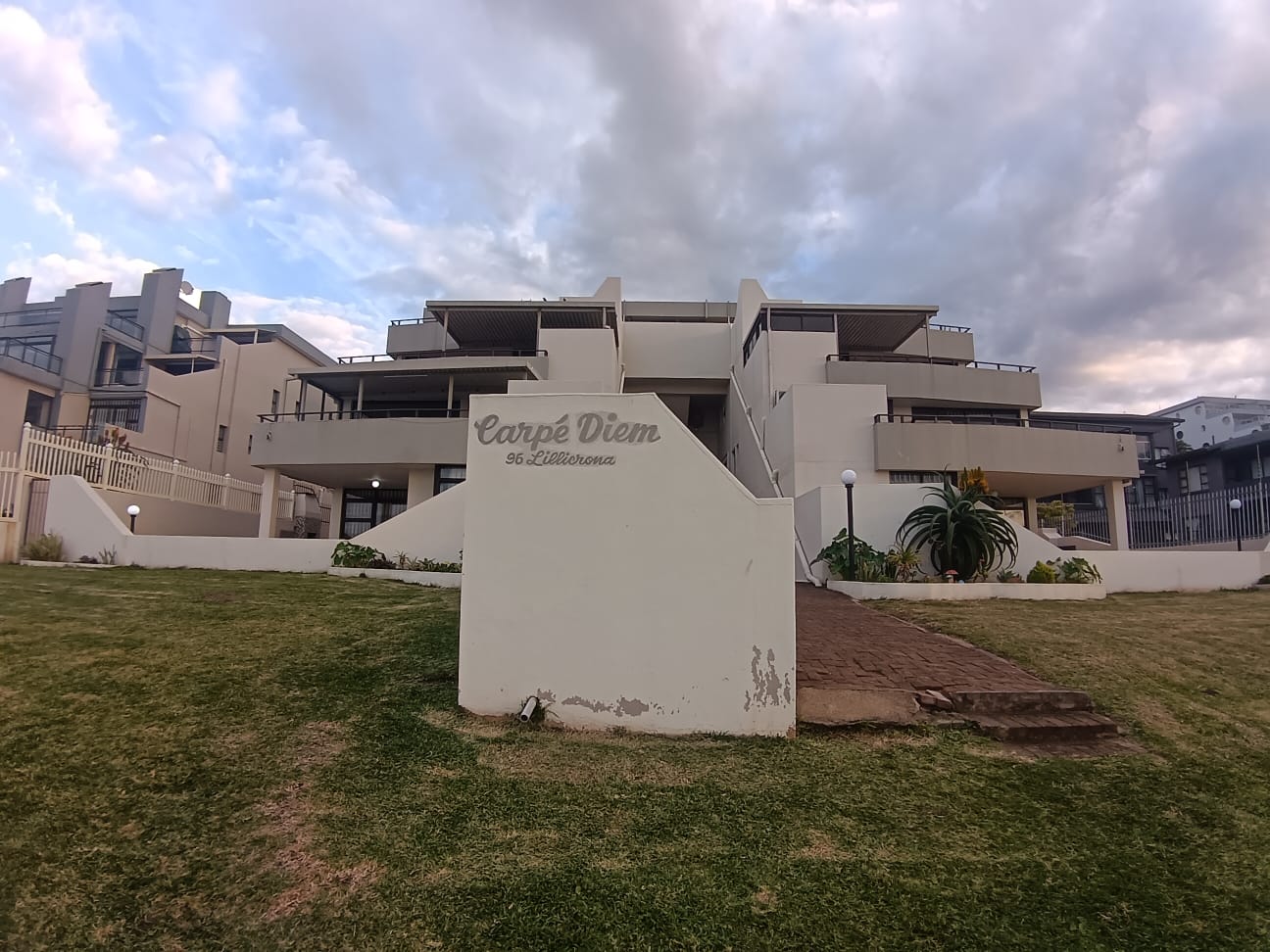 15358511 4 Bedroom, 2 Bathroom, open plan, breath taking Manaba Sea view for Sale