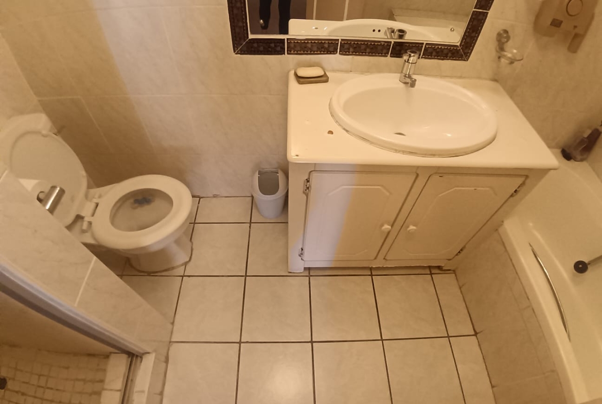 3 Bedroom, 2 Bathroom, open plan, Uvongo Sea view for Sale