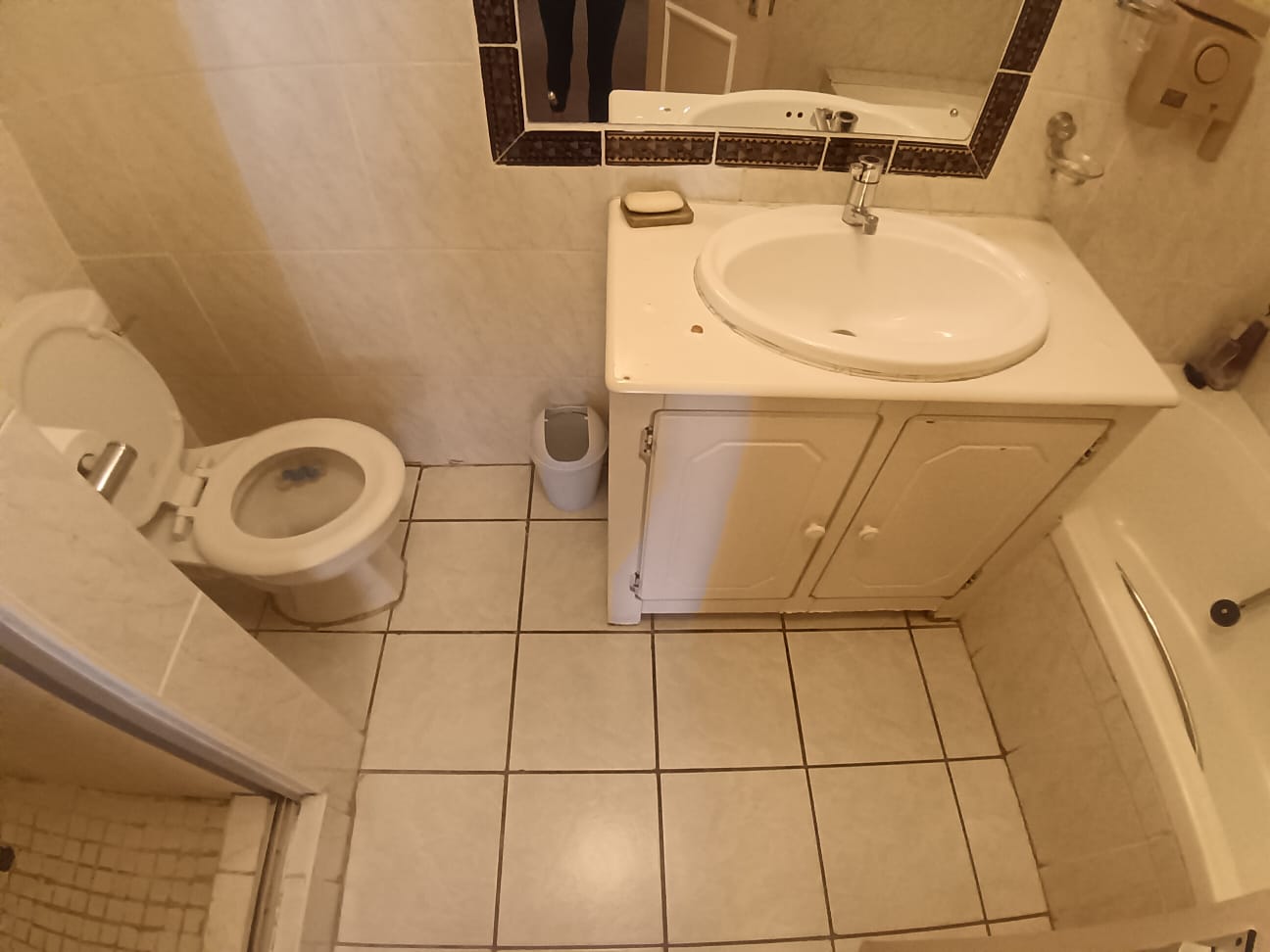3 Bedroom, 2 Bathroom, open plan, Uvongo Sea view for Sale