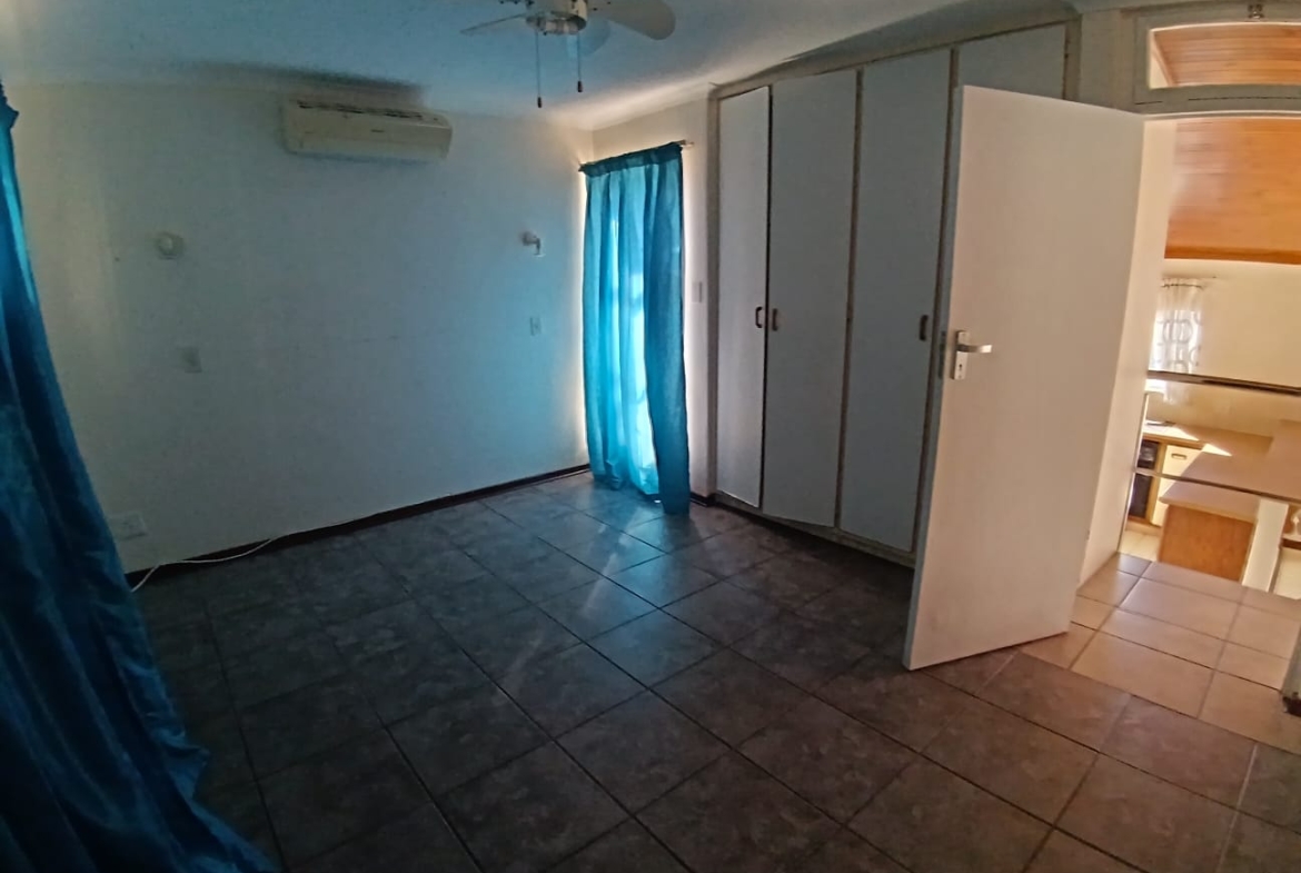 2 Bedroom, 1 Bathroom, Open Plan, Margate Sea view for Sale