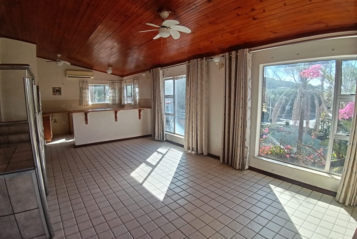2 Bedroom, 1 Bathroom, Open Plan, Margate Sea view for Sale