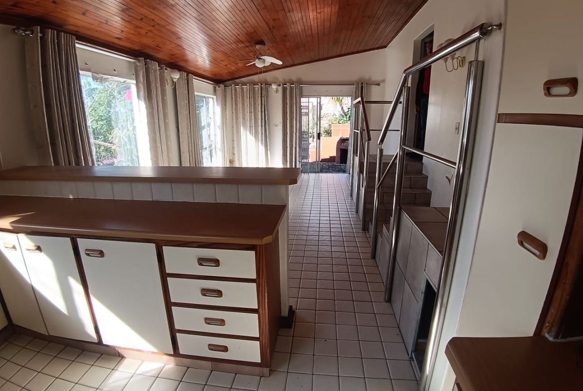 2 Bedroom, 1 Bathroom, Open Plan, Margate Sea view for Sale