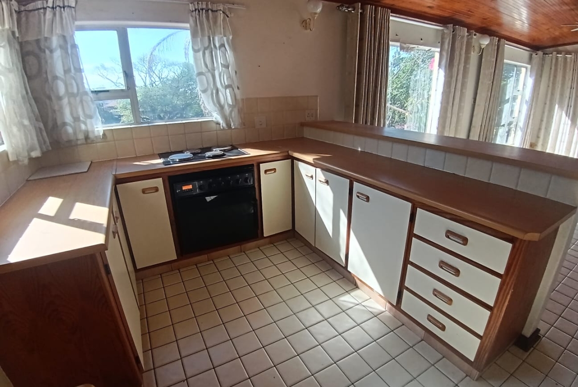 2 Bedroom, 1 Bathroom, Open Plan, Margate Sea view for Sale