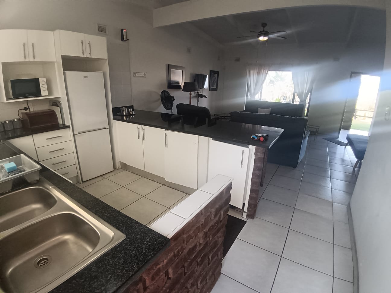 2 Bedroom, 1 Bathroom, open plan, Margate Sea View For Sale