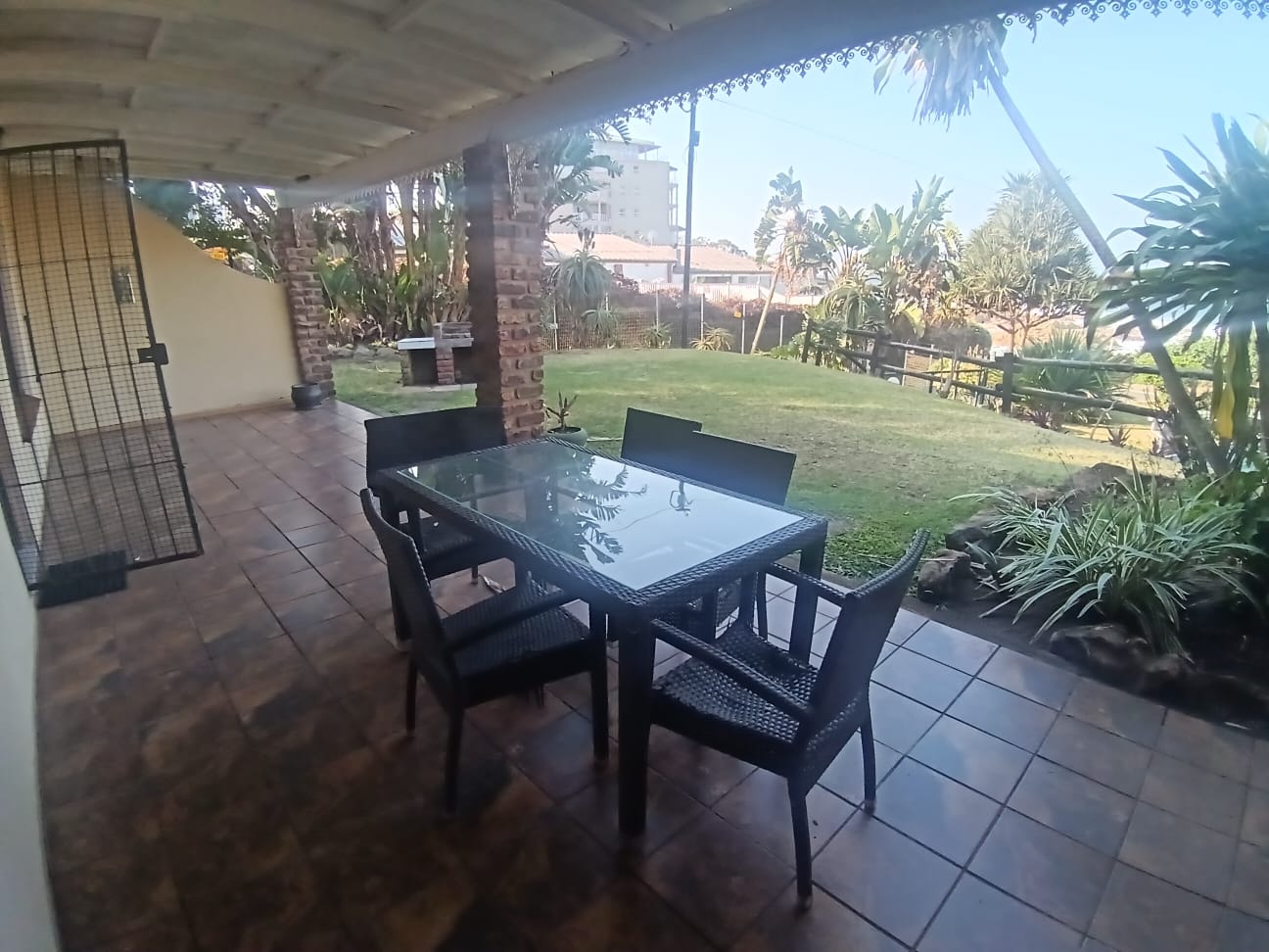 2 Bedroom, 1 Bathroom, open plan, Margate Sea View For Sale