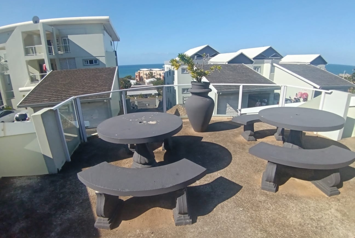 2 Bedroom, 2 Bathroom, Margate Sea View for Sale