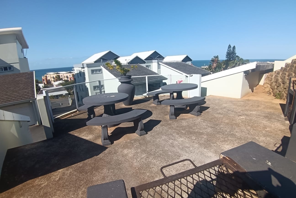 2 Bedroom, 2 Bathroom, Margate Sea View for Sale
