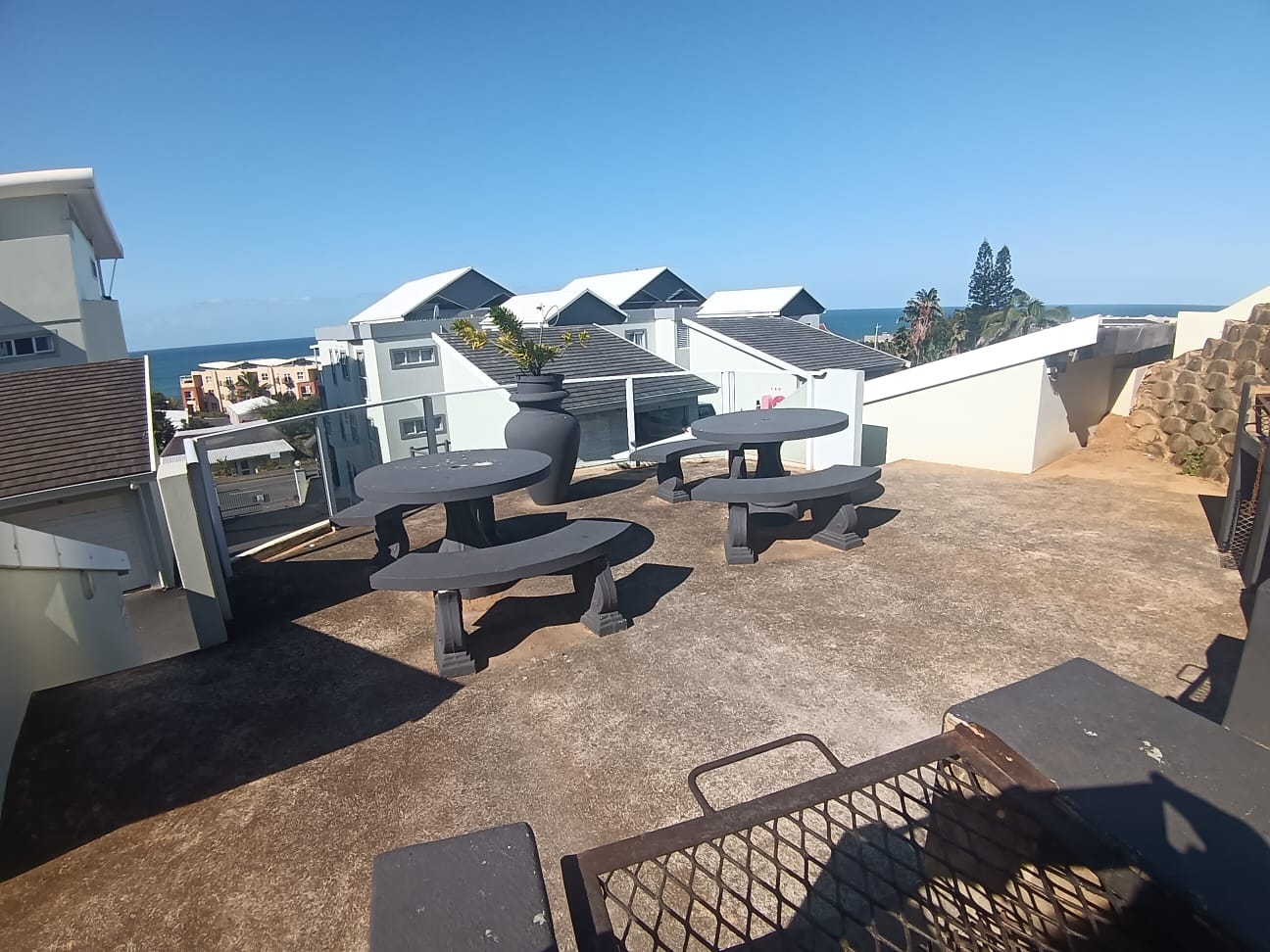 2 Bedroom, 2 Bathroom, Margate Sea View for Sale