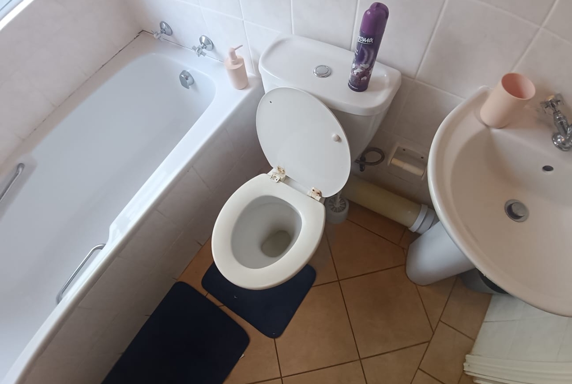 2 Bedroom, 2 Bathroom, Margate Sea View for Sale