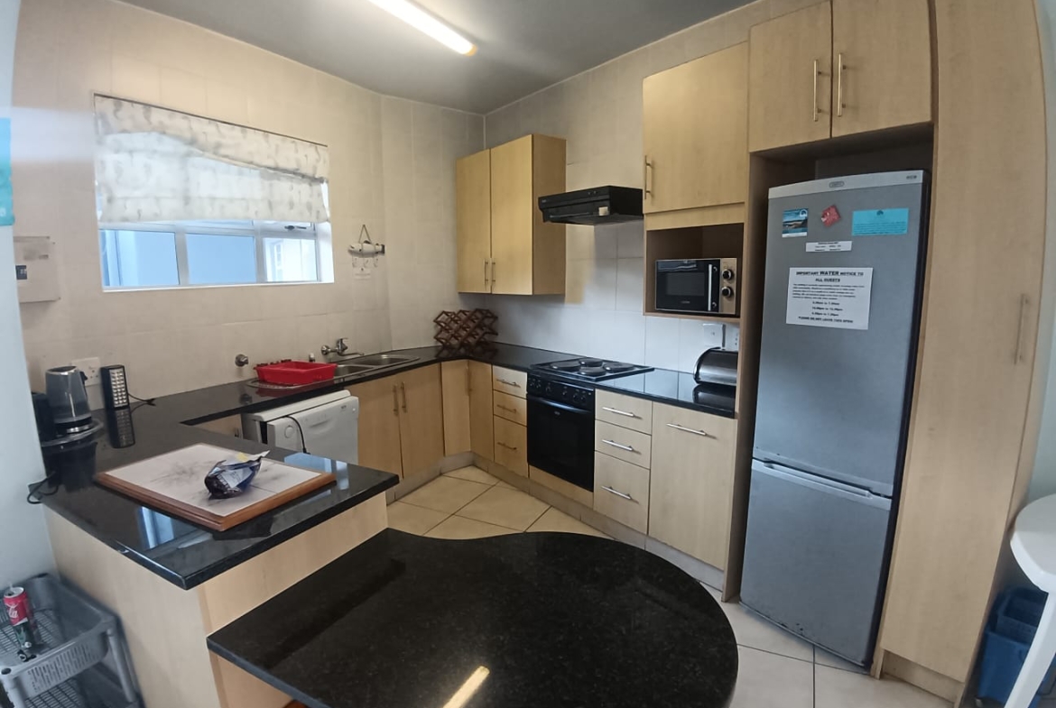 2 Bedroom, 2 Bathroom, Margate Sea view for Sale