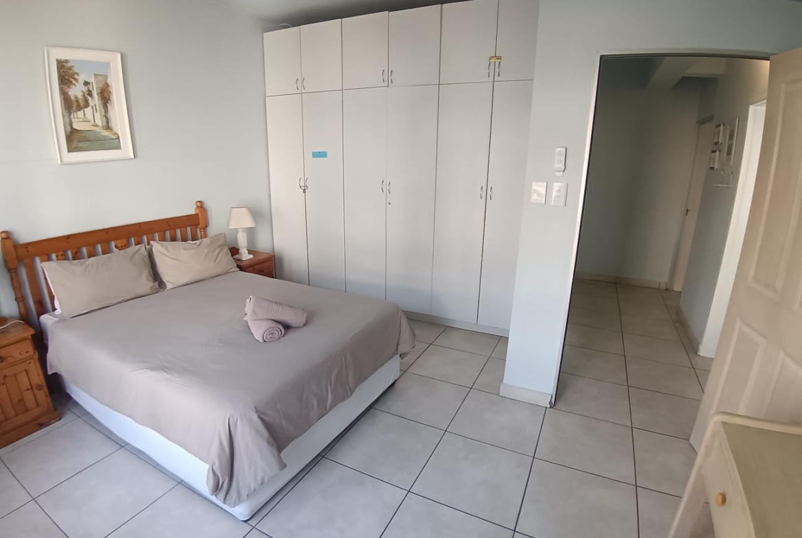 2 Bedroom, 2 Bathroom, Margate Sea view for Sale