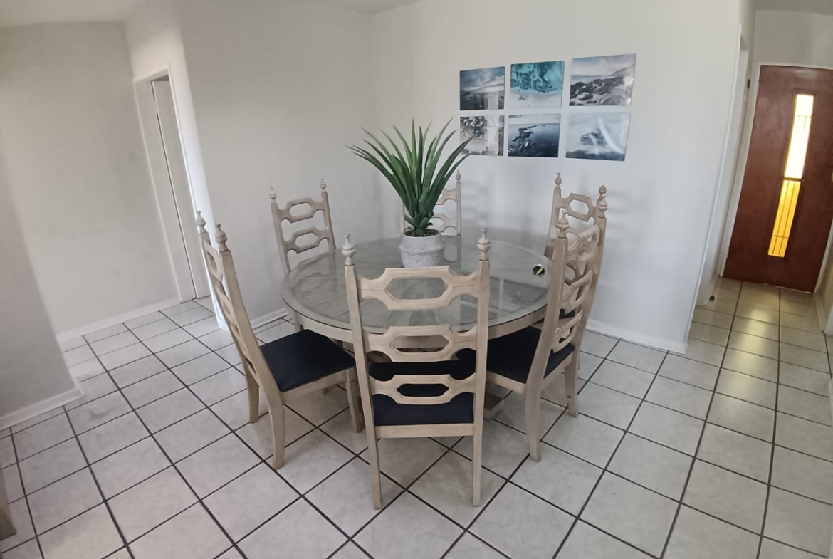 3 Bedroom, 2 Bathroom, open plan, Manaba Sea view for Sale