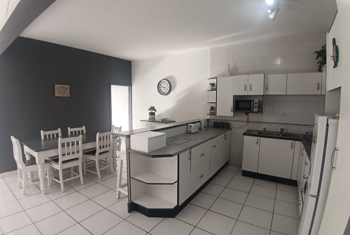 3 Bedroom, 2 Bathroom, open plan, Margate Sea view for Sale