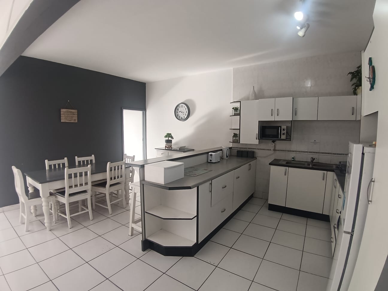 15478506 (1) 3 Bedroom, 2 Bathroom, open plan, Margate Sea view for Sale