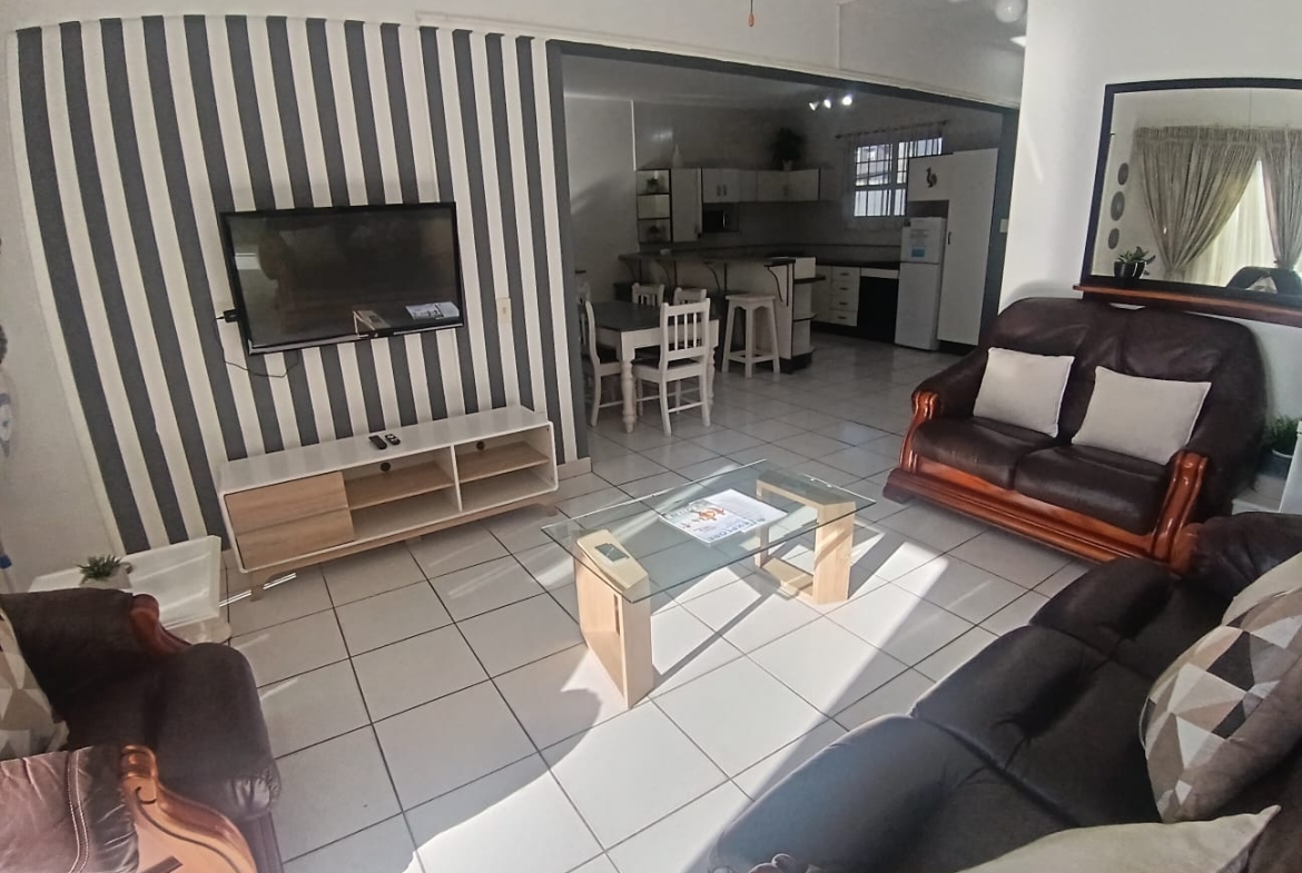 3 Bedroom, 2 Bathroom, open plan, Margate Sea view for Sale
