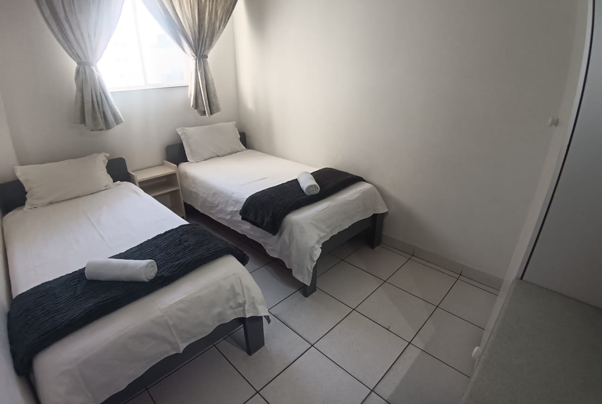 3 Bedroom, 2 Bathroom, open plan, Margate Sea view for Sale