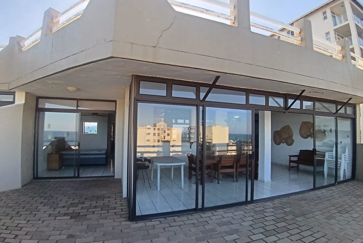 3 Bedroom, 2 Bathroom, open plan, Manaba Sea view for Sale
