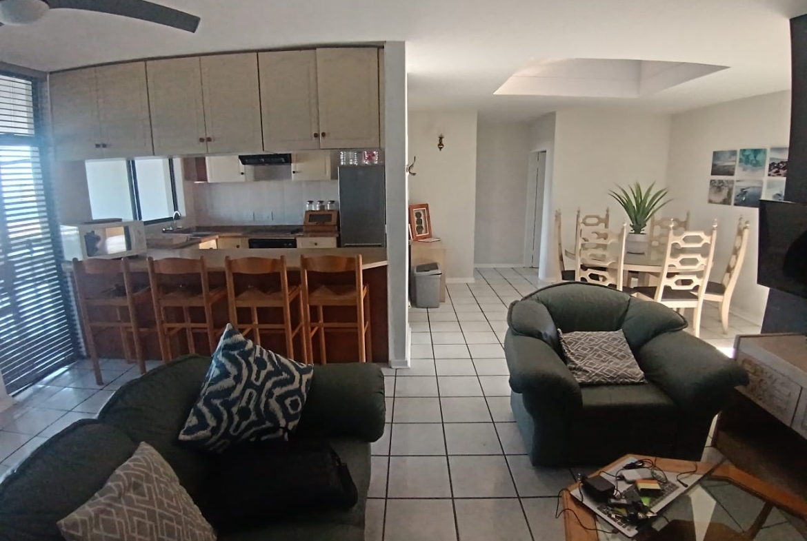 3 Bedroom, 2 Bathroom, open plan, Manaba Sea view for Sale