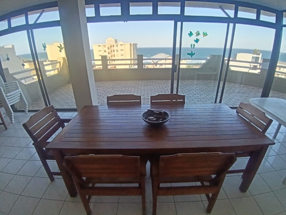 3 Bedroom, 2 Bathroom, open plan, Manaba Sea view for Sale