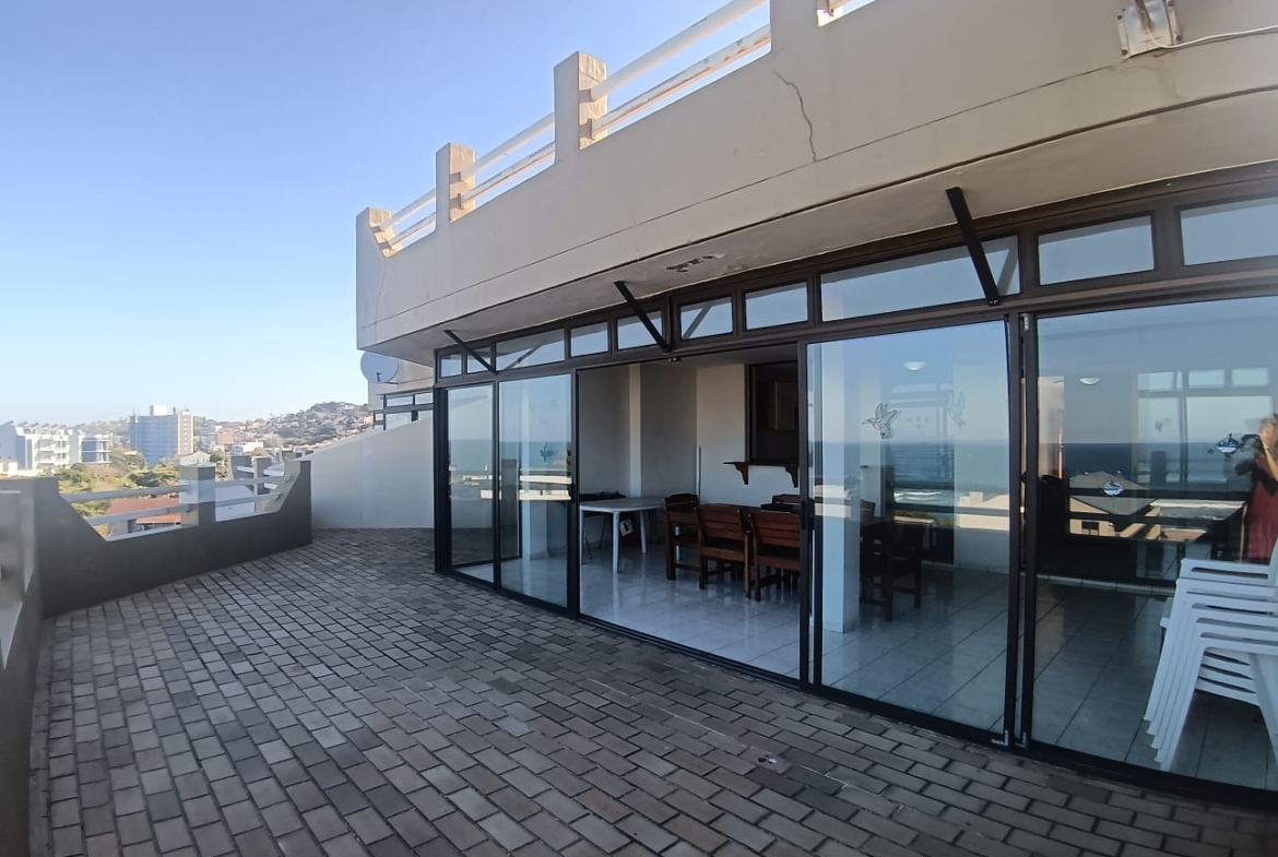 3 Bedroom, 2 Bathroom, open plan, Manaba Sea view for Sale