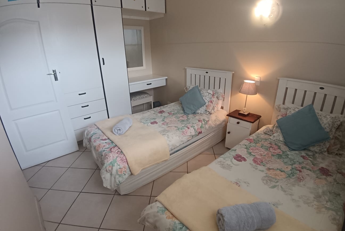 2 Bedroom, 2 Bathroom, Margate Sea View for Sale