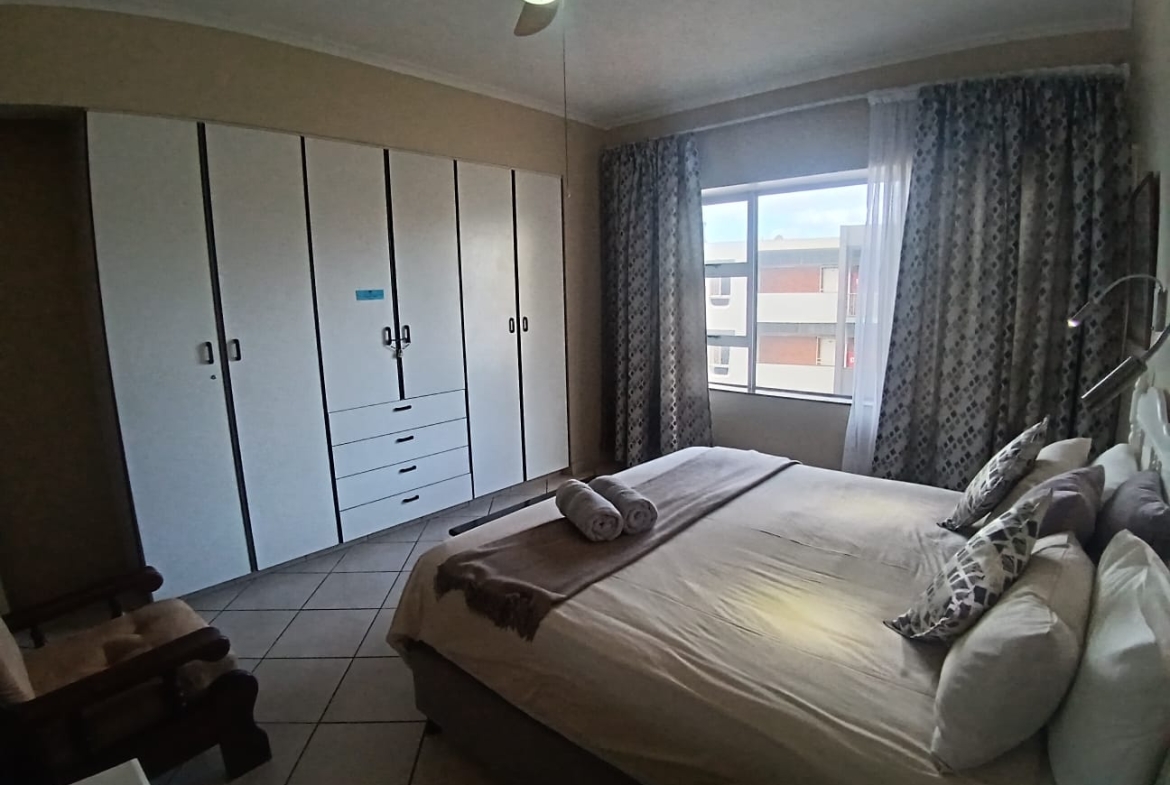2 Bedroom, 2 Bathroom, Margate Sea View for Sale