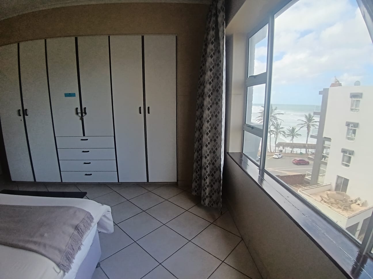 15502101 2 Bedroom, 2 Bathroom, Margate Sea View for Sale