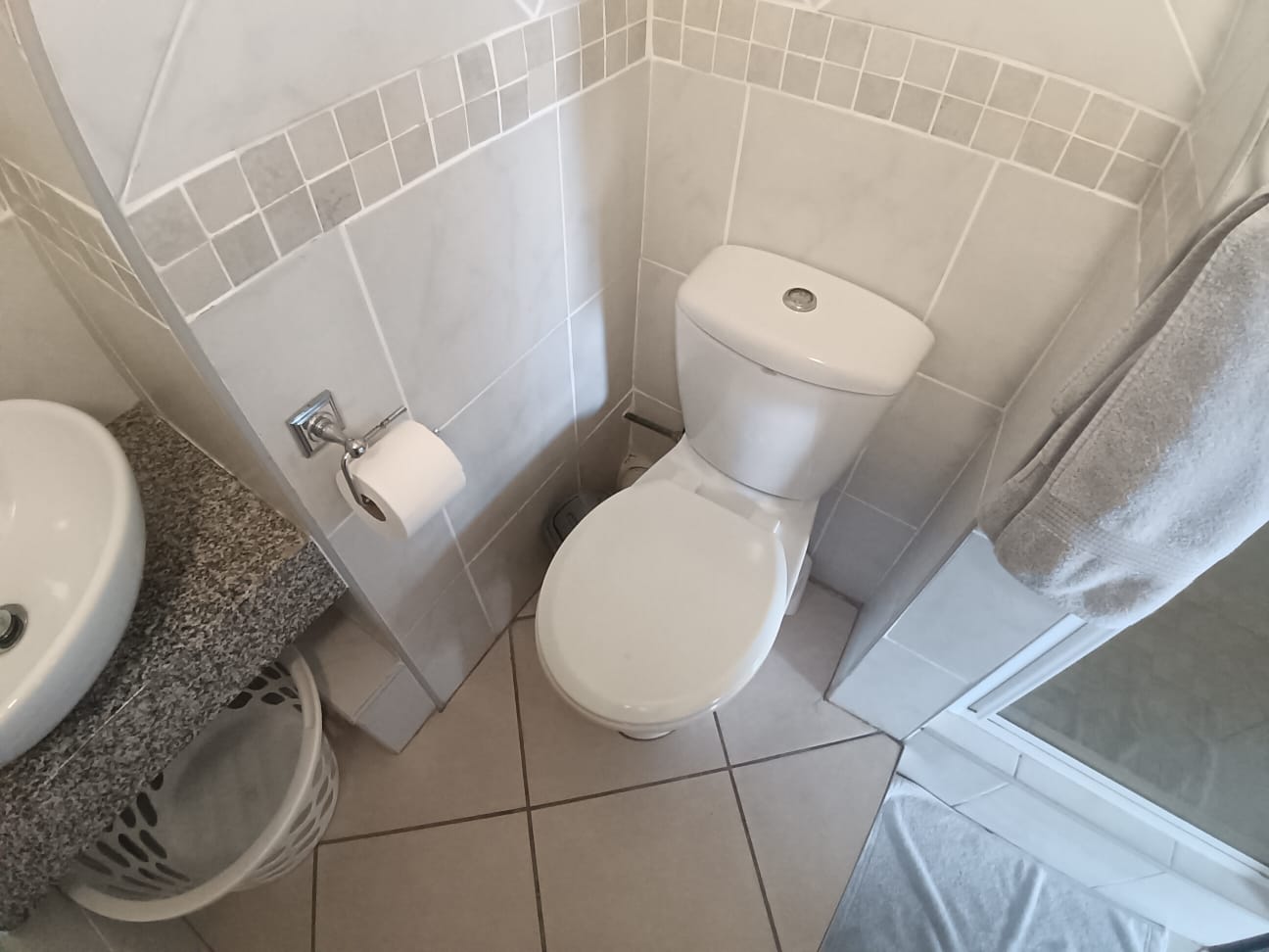 15502102 2 Bedroom, 2 Bathroom, Margate Sea View for Sale