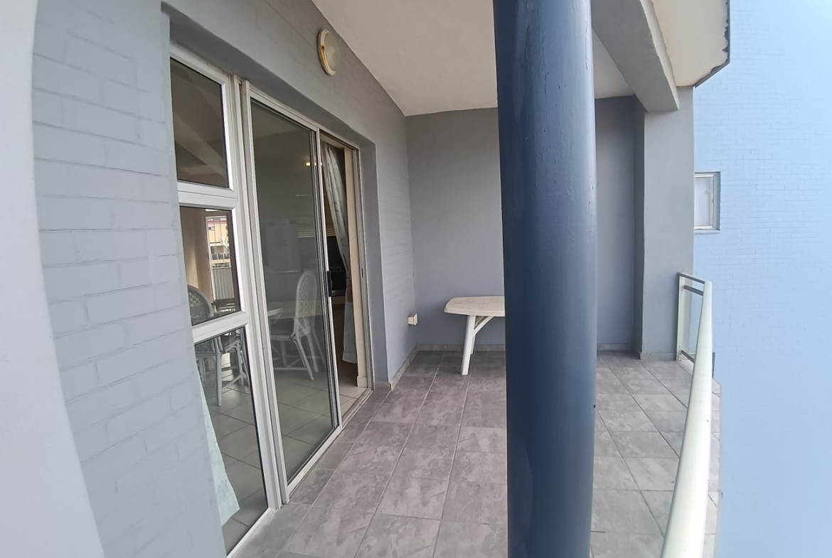 2 Bedroom, 2 Bathroom, Margate Sea View for Sale