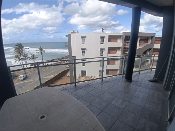 2 Bedroom, 2 Bathroom, Margate Sea View for Sale