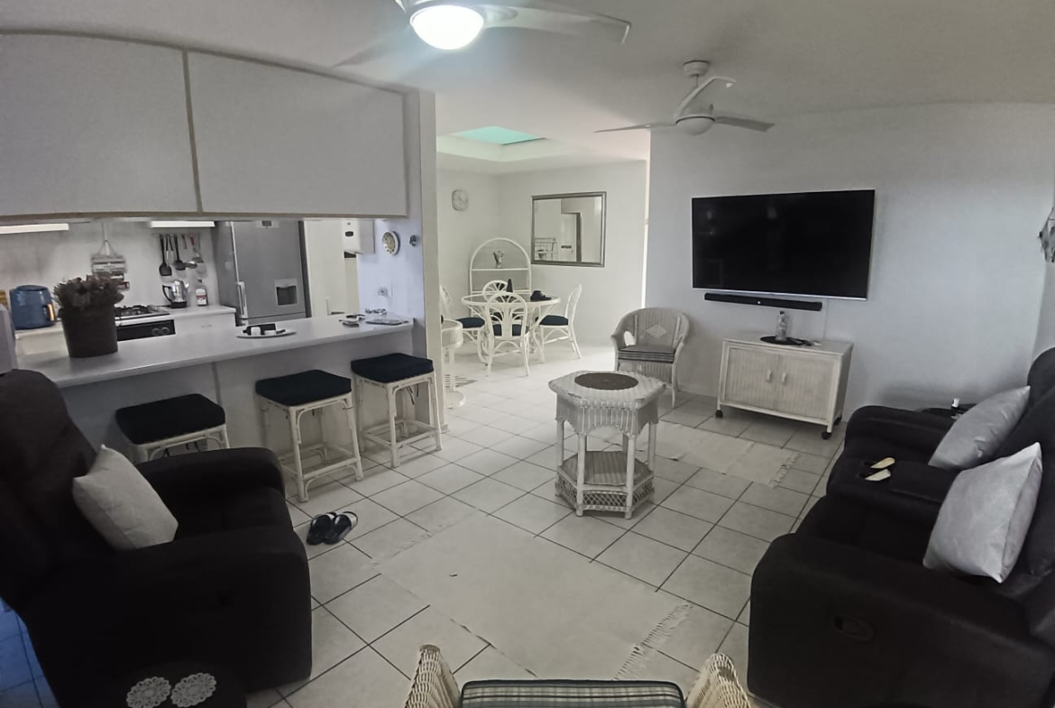 3 Bedroom, 2 Bathroom, open plan, Manaba sea view For Sale