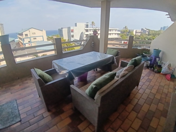 2 Bedroom, 2 Bathroom, open plan, study, Manaba Sea View for Sale