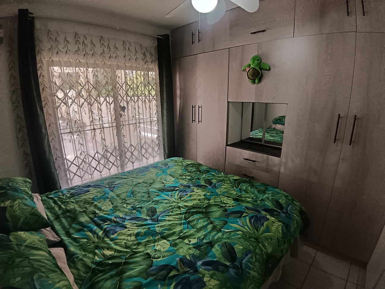 2 Bedroom, 2 Bathroom, Study, Open Plan, Manaba Sea View for Sale