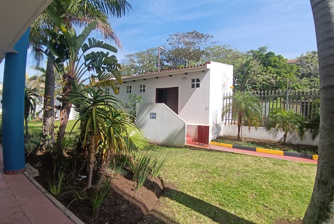 3 Bedroom, 2 Bathroom, Open Plan, Margate Sea view for Sale
