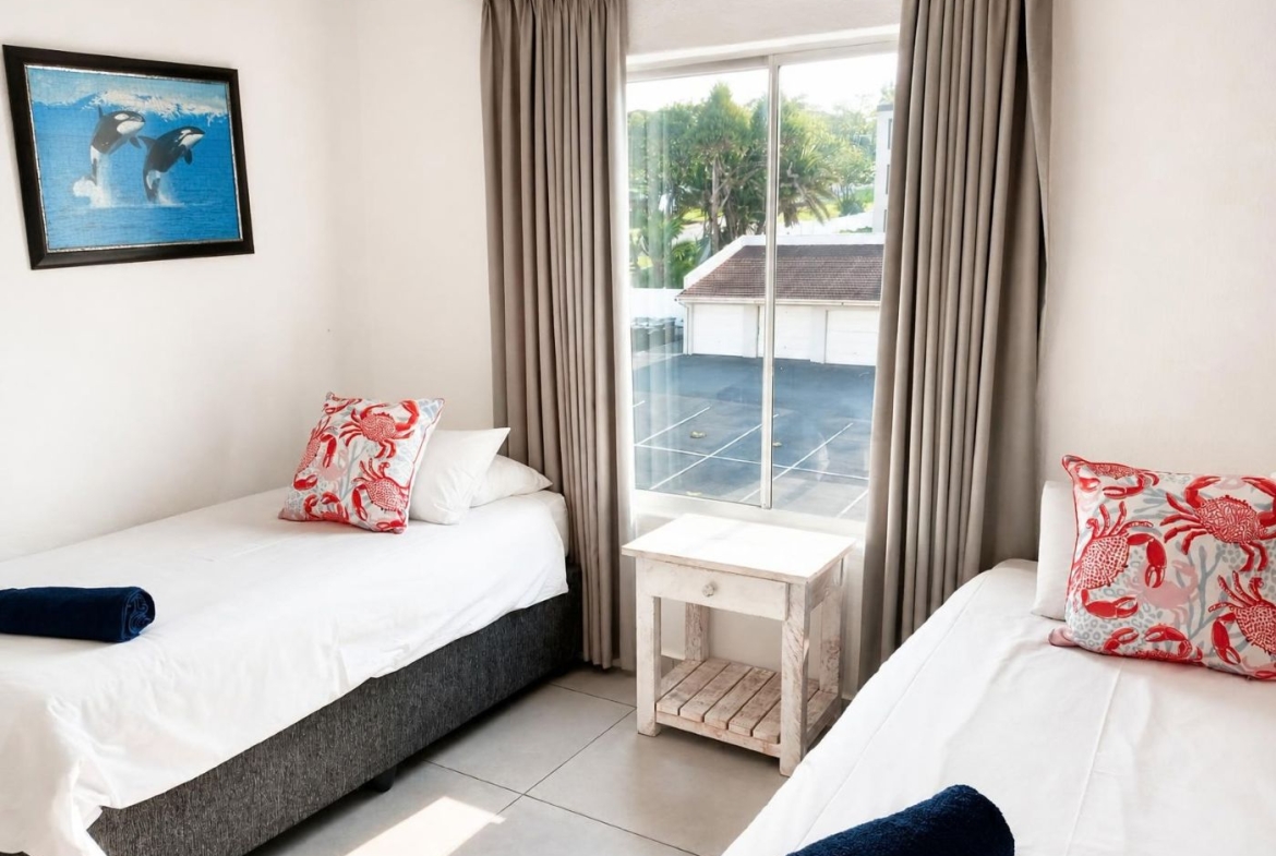 Laguna, Uvongo | R1,850,000 | 120 m² | 3 Bedrooms | Top Floor | Fully Furnished