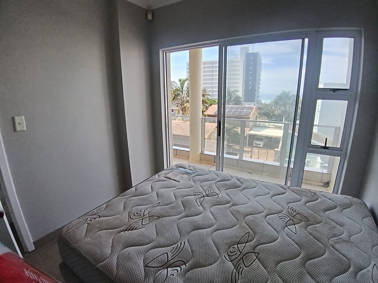 2 Bedroom, 1 Bathroom, open plan, Margate Sea view for Sale