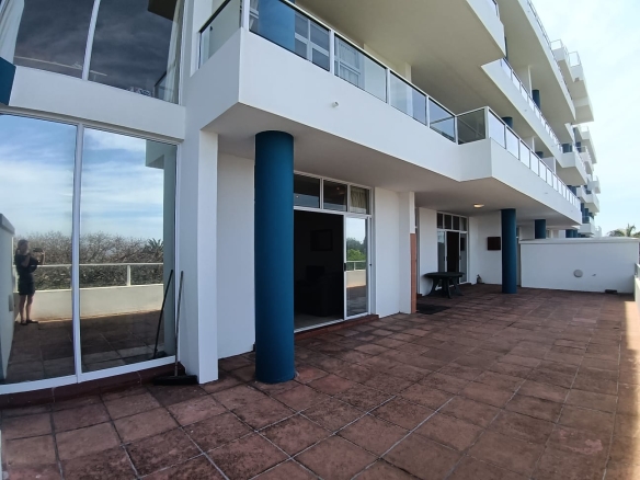 3 Bedroom, 2 Bathroom, Open Plan, Margate Sea view for Sale